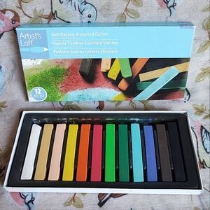 Artist’s Loft Soft Pastels Assorted Assortment Of Vibrant Colors Opened Set 12